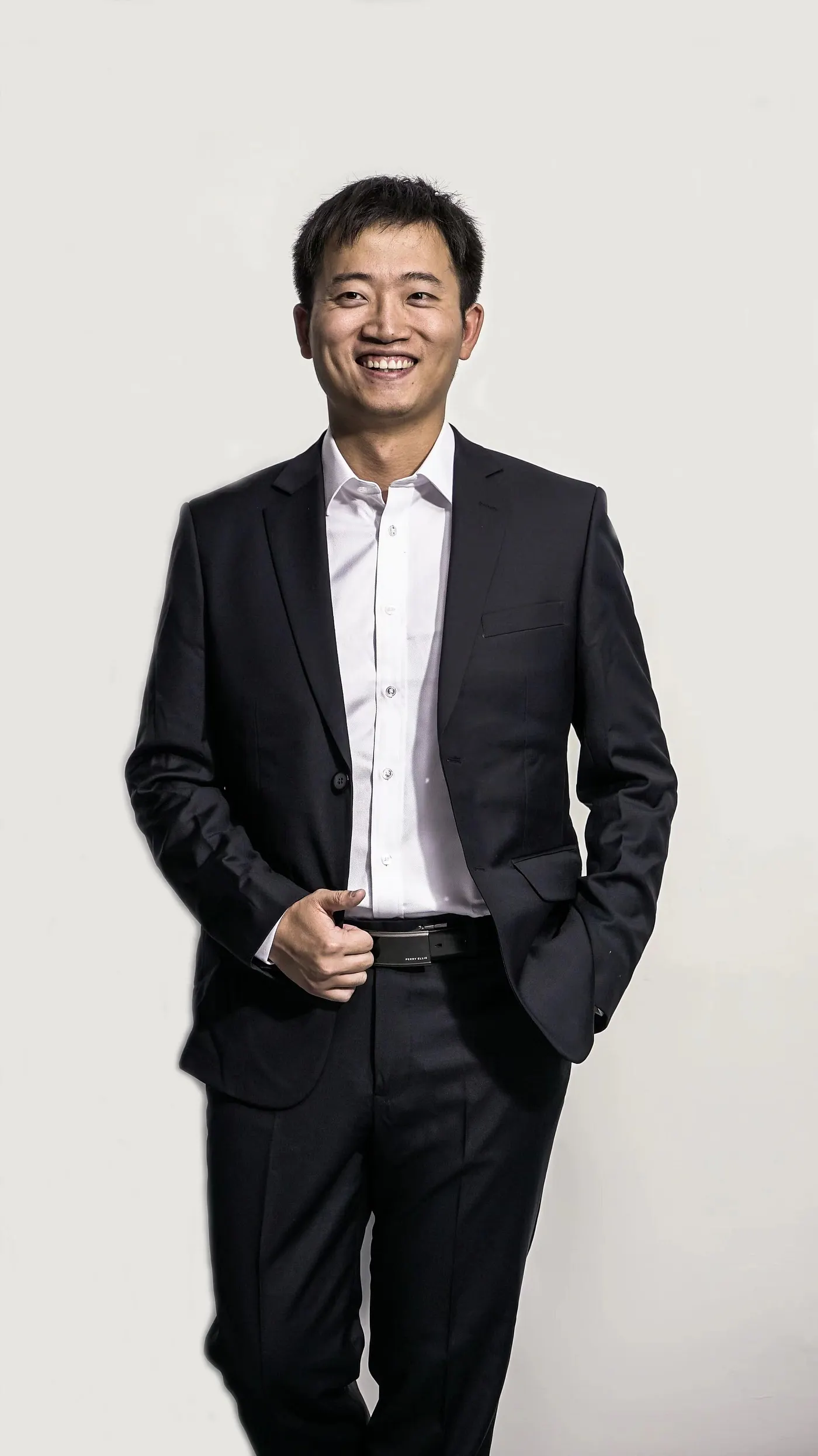 何润 何润